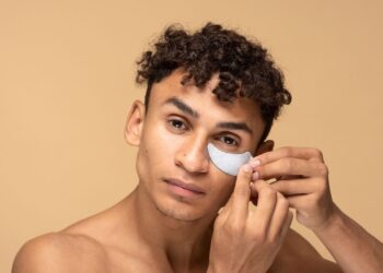 Tendência coreana invade cuidados com a pele masculina no Brasil