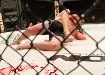 Atleta brasileiro de MMA morre na prisão americana sem explicação