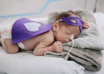 Novembro Roxo traz atenção a um tema pouco discutido na maternidade