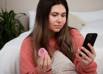 Estudo revela que smartphones alteram o ciclo menstrual