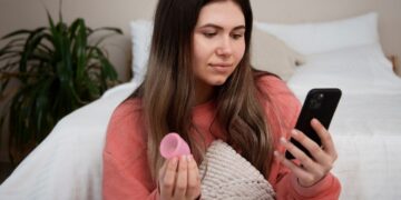 Estudo revela que smartphones alteram o ciclo menstrual
