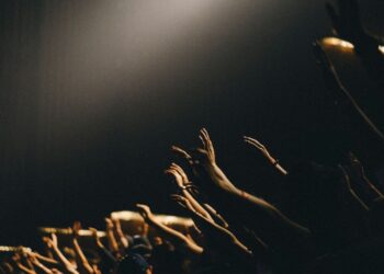 Relatório Gospel revela que setor movimenta R$ 21,5 bilhões ao ano