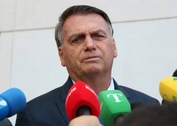 Novo passo do STF pode levar Bolsonaro à prisão domiciliar ou na Papuda - Imagem: Valter Campanato/Agência Brasil