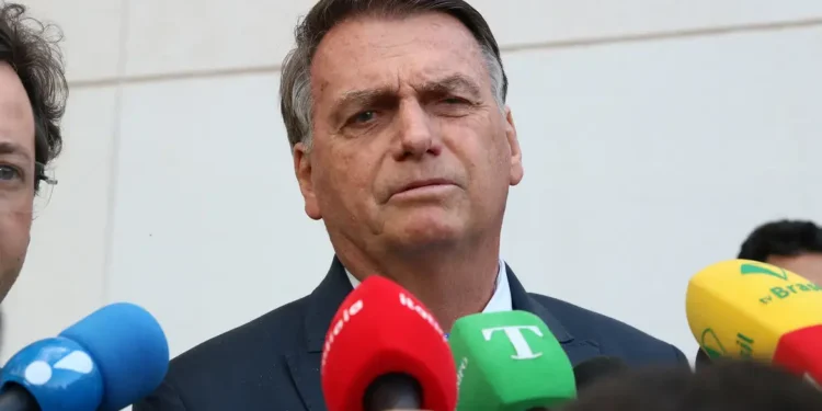 Novo passo do STF pode levar Bolsonaro à prisão domiciliar ou na Papuda - Imagem: Valter Campanato/Agência Brasil