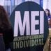 MEI pode ser desenquadrado se receber tanto por conta física quanto por CNPJ - Imagem: Agência Brasil