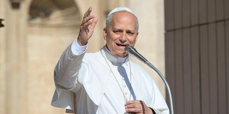 Poliamor é criticado severamente em nova regra pelo Vaticano: "não pode ser compartilhado" - Imagem: Divulgação/Vatican News