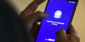 Jovem denuncia empresa por advertência por esperar 10 minutos para ir ao banheiro - Imagem: Marcelo Camargo/Agência Brasil