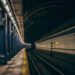 Jovem que perdeu braço e perna no metrô de Nova York tem decisão chocante da Justiça dos EUA - Imagem: Pixabay