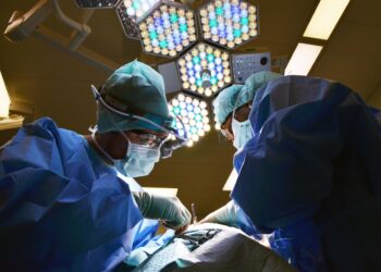 Robô microscópico guiado por ímãs promete levar remédios direto ao alvo no corpo humano - Imagem: Pixabay