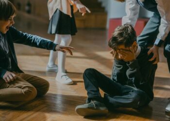 Cresce a violência contra estudantes brasileiros por causa do português