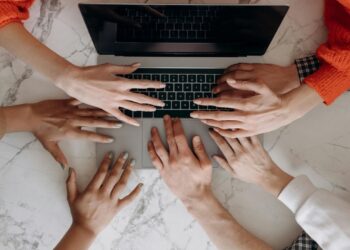 O crescimento silencioso das cooperativas digitais e o que isso muda para você