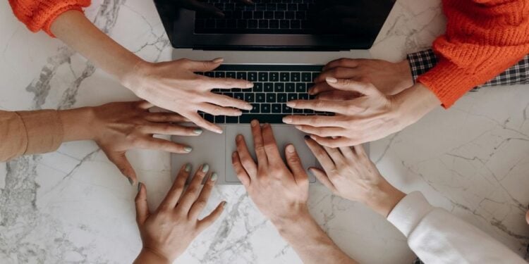 O crescimento silencioso das cooperativas digitais e o que isso muda para você