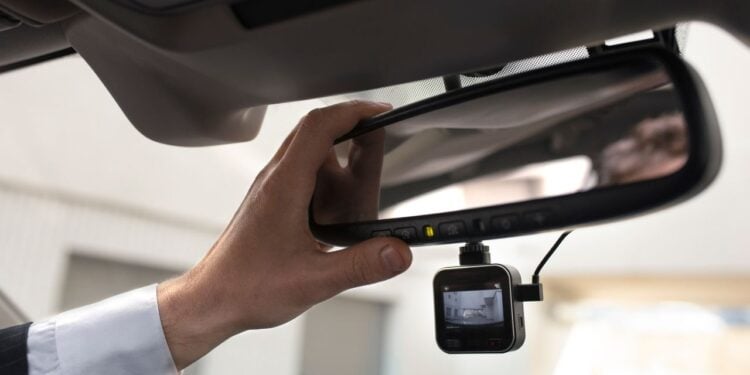 Uber e 99 podem ser obrigados a ter câmeras em todos os carros caso lei seja aprovada