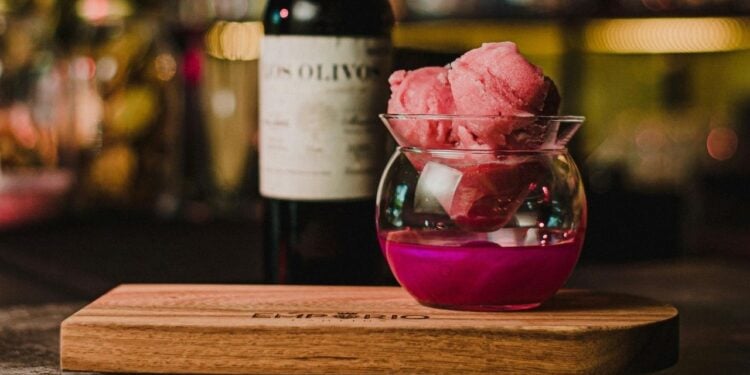 Vinho e sorvete viram combinação excelente em nova tendência de bares