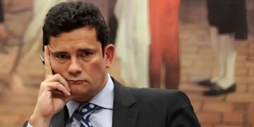 Documento apreendido pela PF aponta possível crime cometido por Sergio Moro