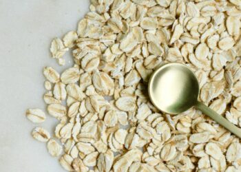 Aveia em flocos, farinha ou farelo: veja qual tipo é melhor para sua saúde