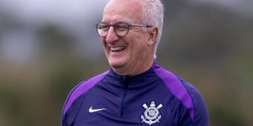 Dorival Júnior tem salário maior no Corinthians do que na Seleção Brasileira