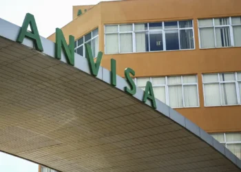 Anvisa emite alerta para suplemento feito com planta queridinha atualmente - Imagem: Marcelo Camargo/Agência Brasil