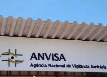 Anvisa decreta proibição de 8 produtos em apenas uma semana - Imagem: Rafa Neddermeyer/Agência Brasil