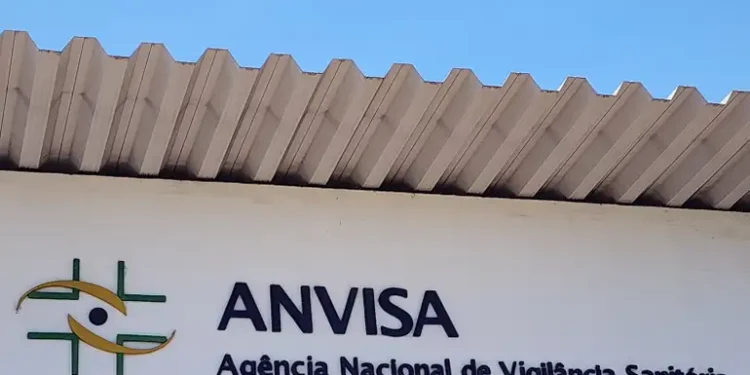 Anvisa decreta proibição de 8 produtos em apenas uma semana - Imagem: Rafa Neddermeyer/Agência Brasil