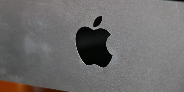 Brasil e Suíça investigam Apple por causa de pagamento por aproximação - Imagem: Pixabay