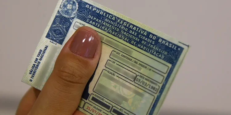 Teste de meia embreagem não será mais solicitado em prova da CNH - Imagem: Marcello Casal jr/Agência Brasil