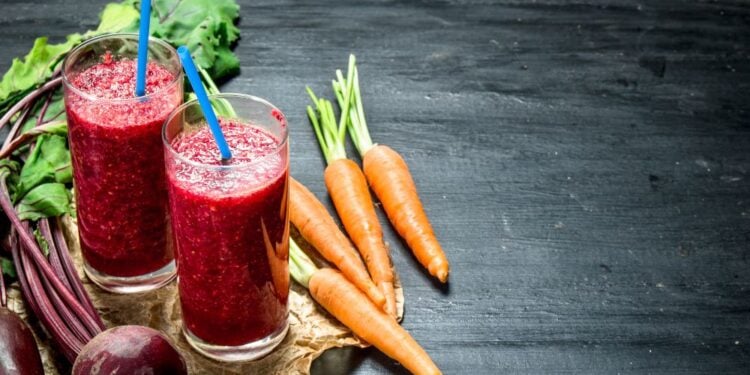 Suco de beterraba com cenoura - Reprodução