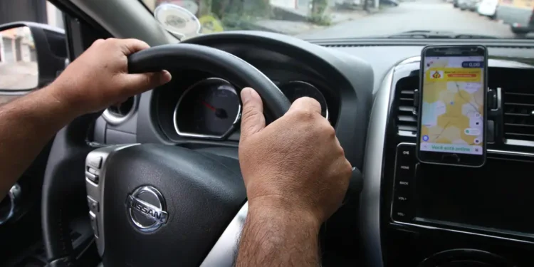 Fim do 99 e Uber? Brasileiros estão deixando de usar por preços 3x mais caros - Imagem:  Rovena Rosa/Agência Brasil