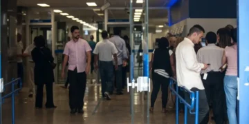 Agências bancárias chegou ao fim? Modelo vai mudar todas as unidades - Imagem: Agência Brasil