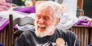 Dick Van Dyke - Reprodução