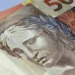 Bancos são proibidos de cobrar juros abusivos e clientes estão pulando de alegria - Imagem: Marcello Casal Jr/Agência Brasil