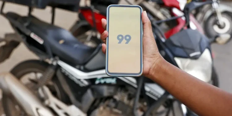 Moto Uber e 99 não vão voltar a funcionar após decisão sobre regulamentação - Imagem: Bruno Peres/Agência Brasil