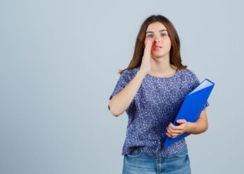 Concursos públicos estão sendo trocados por contratos temporários nos estados