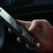 Nova função no celular promete reduzir tontura ou enjoo ao usar o aparelho no carro
