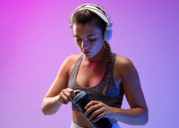 Creatina: o que muda para mulheres ao usar o suplemento