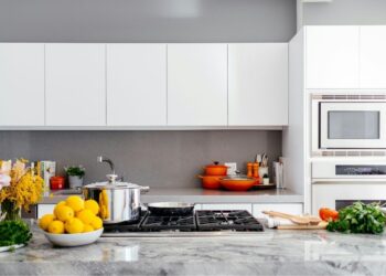 Como tornar sua cozinha mais eficiente mesmo com pouco tempo