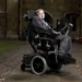 Stephen Hawking, cientista: "não creio que a humanidade sobreviva aos próximos mil anos" - Imagem: Reprodução/Discovery Channel