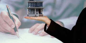 Receita Federal emite alerta para todo proprietário que aluga por temporada - Imagem: Pixabay