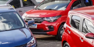 Financiar carro tem idade limite e seu CPF será recusado pelos bancos - Imagem: Rafa Neddermeyer/ Agência Brasil