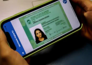 Documento usado por muitos poderá ser usado como identidade no Brasil - Imagem: Divulgação/Governo do Estado do Rio de Janeiro/ Detran.RJ
