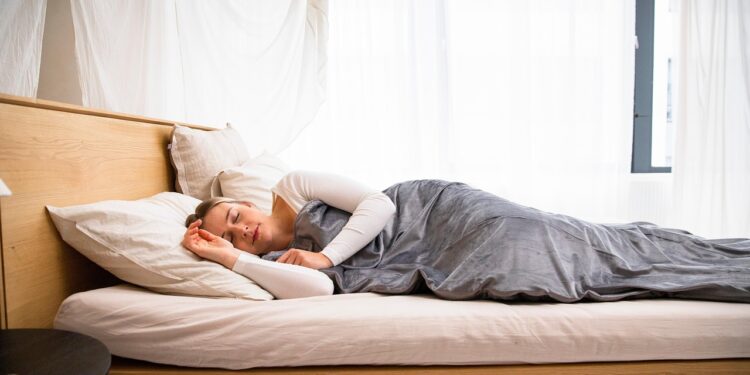Banana não é o único alimento que te ajuda a dormir melhor e evitar câimbras - Imagem: Pixabay