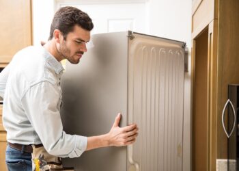 Sua cozinha vai ser transformada se afastar a geladeira da parede - Imagem: Pixabay