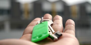 Locatário é obrigado a permitir visita de interessados em compra? Lei é clara - Imagem: Pixabay