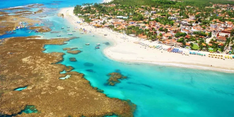 Praias que são verdadeiros Caribes brasileiros e leva poucas horas de viagem - Imagem: Divulgação/Prefeitura de Ipojuca