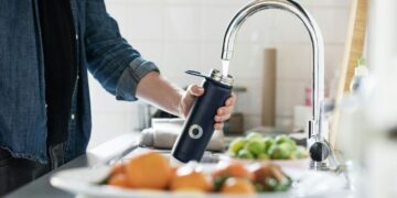 Tome muito cuidado! Privada tem menos germes que garrafa de água