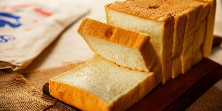 Receita da minha avó para fazer pão em casa é a mais fácil que já aprendi