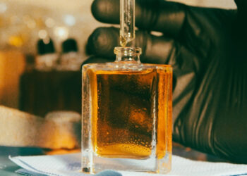 Tendência de fragrâncias pós-modernas transforma o conceito de luxo em perfumaria