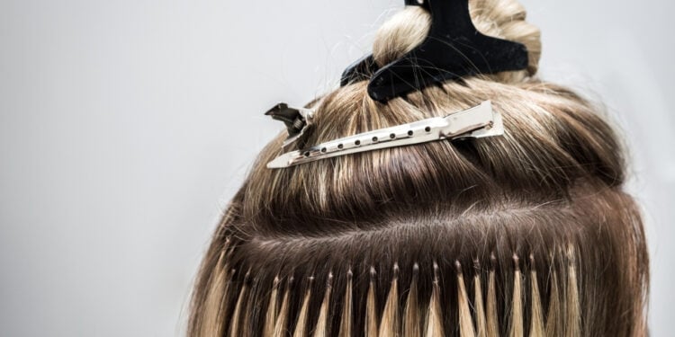 Pesquisa indica presença de compostos perigosos em extensões de cabelo