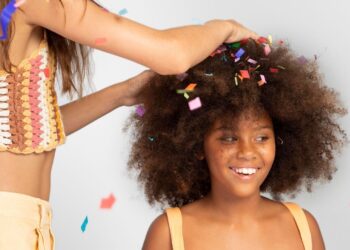 Anvisa aprova pomadas modeladoras que podem ser usadas sem risco no Carnaval