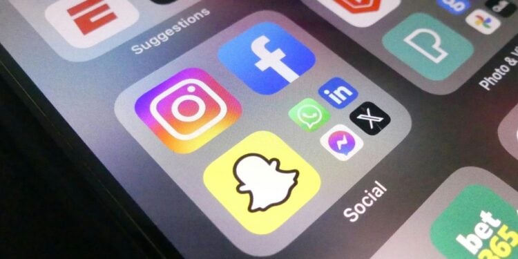 Estudo revela qual a melhor rede social para fazer mídia paga